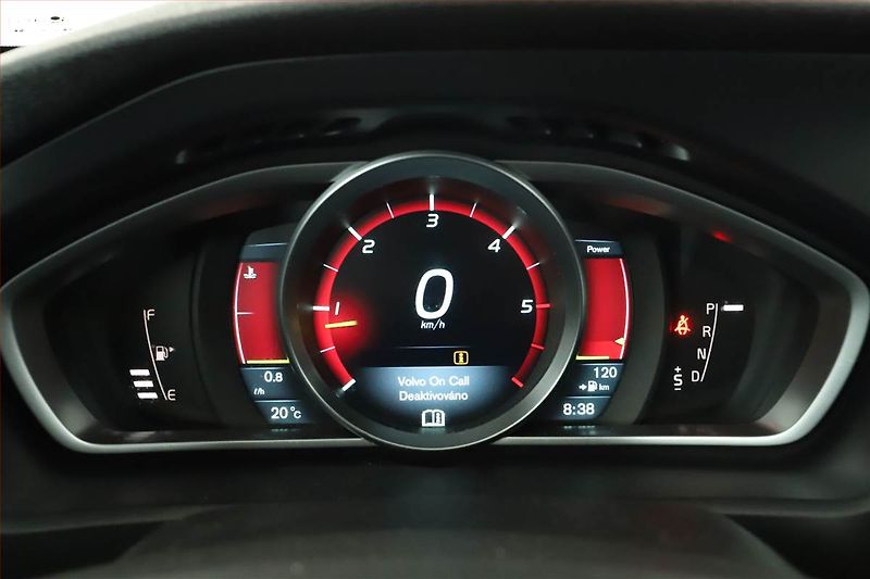 Volvo V40 (2014) 1.6 D2, Automat, Xenony - fotka 10 z 14