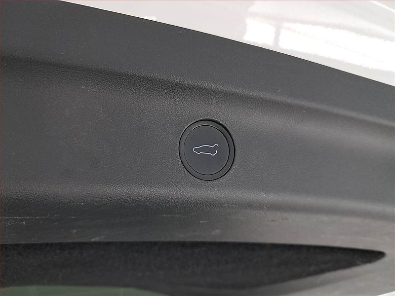 Tesla Model Y (2022) Long Range AWD 79kWh, SoH 91% - fotka 18 z 22