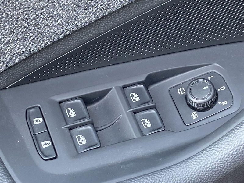 Škoda Superb (2025) Combi 1.5 TSI DSG Selection - fotka 23 z 38
