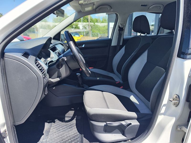 Škoda Fabia 1.2 TSI/66kW Ambition - fotka 12 z 21