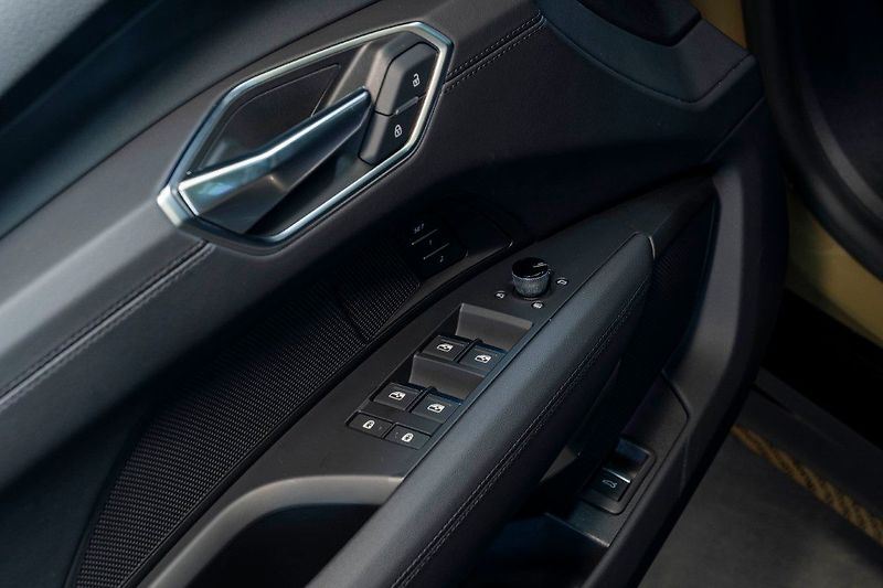 Audi Ostatní 350kW Laser HUD NightV ZÁRUKA - fotka 33 z 42