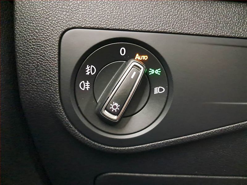 Volkswagen Tiguan (2018) 2.0 TDI, Automat, Serv.kniha - fotka 17 z 19