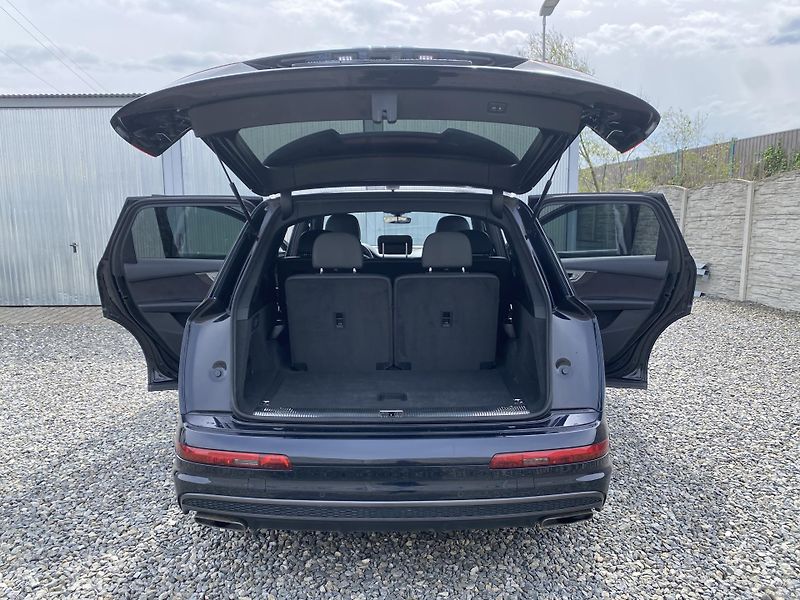 Audi Q7 3.0TDi 4x4 270PS S-LINE 7MÍST! - fotka 146 z 173