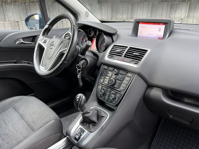 Opel Meriva 1.6 CDTi 100 kW NOVÁ STK - fotka 7 z 20