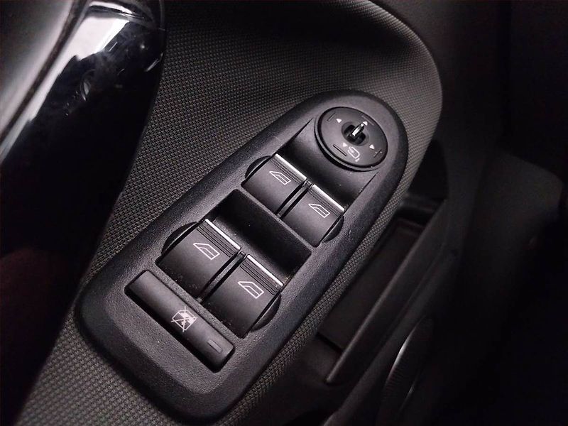 Ford Kuga (2012) Titanium 2.0 TDCi, 4X4 - fotka 18 z 19