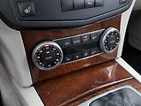 Mercedes-Benz Třídy C (2008) C 320 CDI 4MATIC, 4X4 - náhled 16