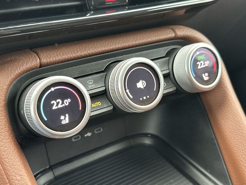 Škoda Kodiaq (2024) 2.0 TDI 4x4 DSG Exclusive Sele - fotka 16 z 41