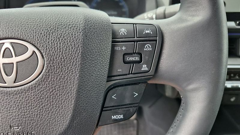 Toyota C-HR Executive Tech 1.8L - fotka 15 z 30