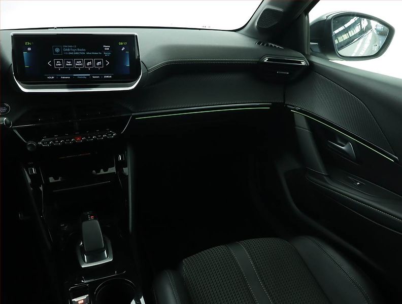 Peugeot 208 (2021) e-GT 50 kWh, SoH 86%, Automat - fotka 8 z 19