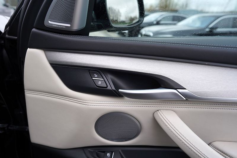 BMW X6 M50d xDrive/280 KW/20/B&O/ČR - fotka 23 z 48