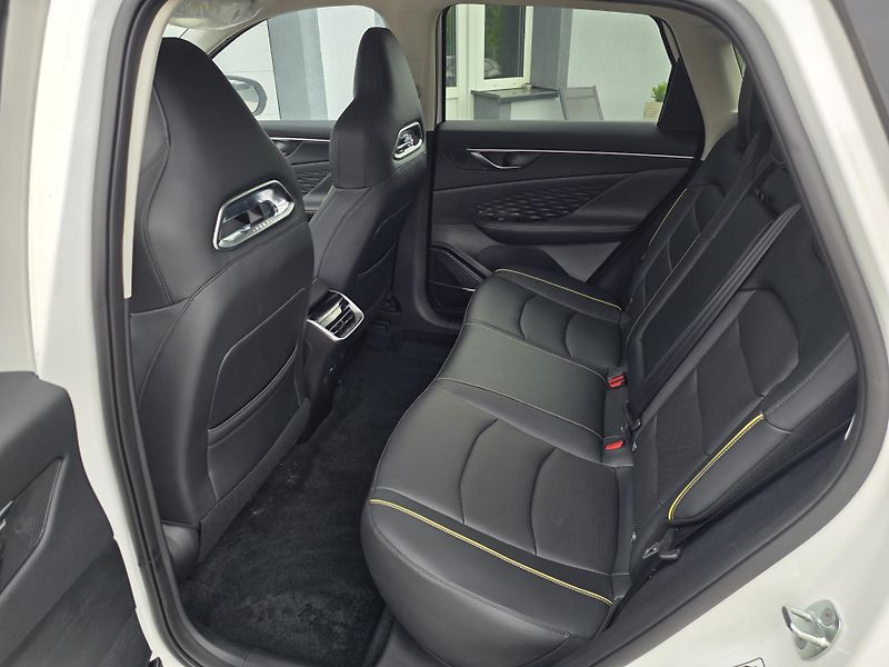 BAIC X55 (2026) 1.5T 130KW AUTOMAT MAX.VÝBAVA - fotka 9 z 19
