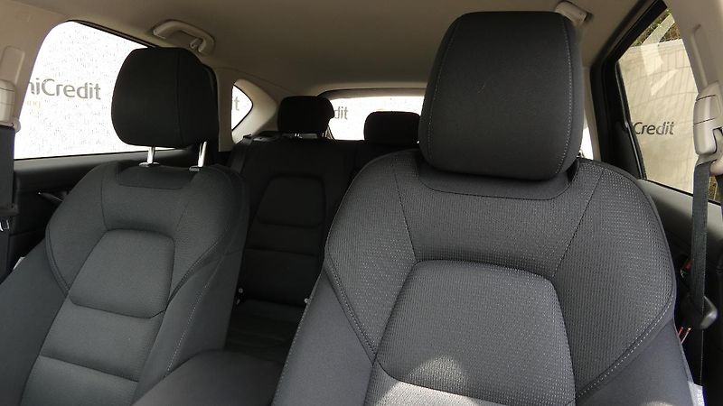 Mazda CX-5 Exclusive-line 2.0 Skyactiv-G1 - fotka 7 z 26