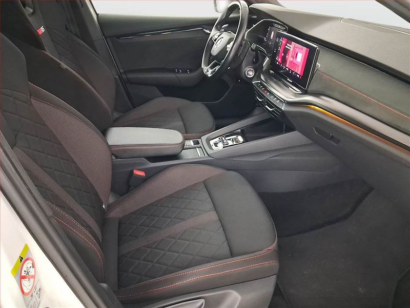 Škoda Octavia (2021) RS 2.0 TDI - fotka 9 z 25