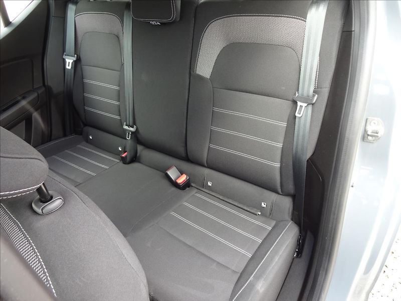 Dacia Sandero 1,0 TCe 67kW - fotka 21 z 50