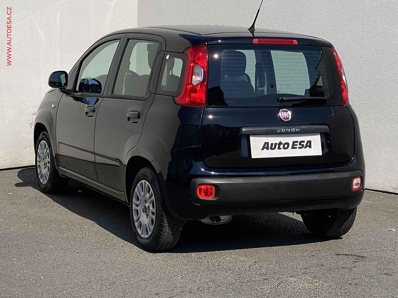 Fiat Panda (2019) 1.2 i VAN 2.místa, Klima - fotka 6 z 12