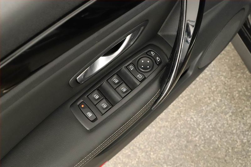 Renault Laguna (2011) 2.0 dCi, Serv.kniha, po STK - fotka 12 z 14