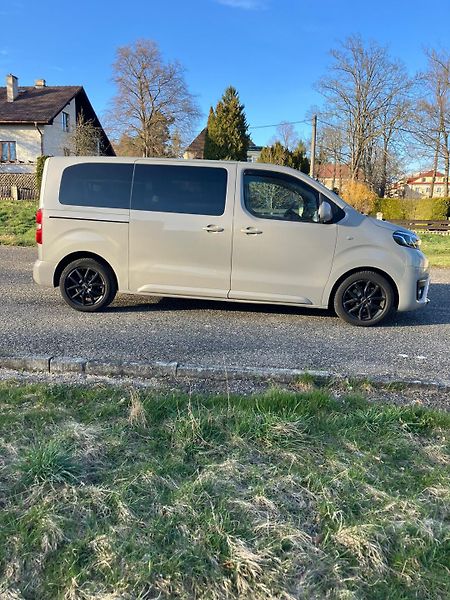 Toyota ProAce Verso (2018) - fotka 6 z 33