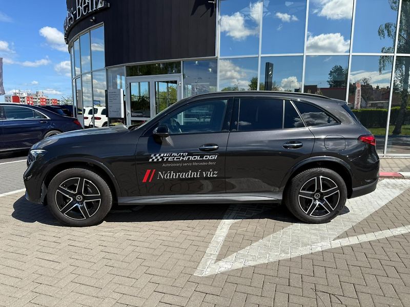 Mercedes-Benz GLC (2024) 300 de 4MATIC - fotka 5 z 27