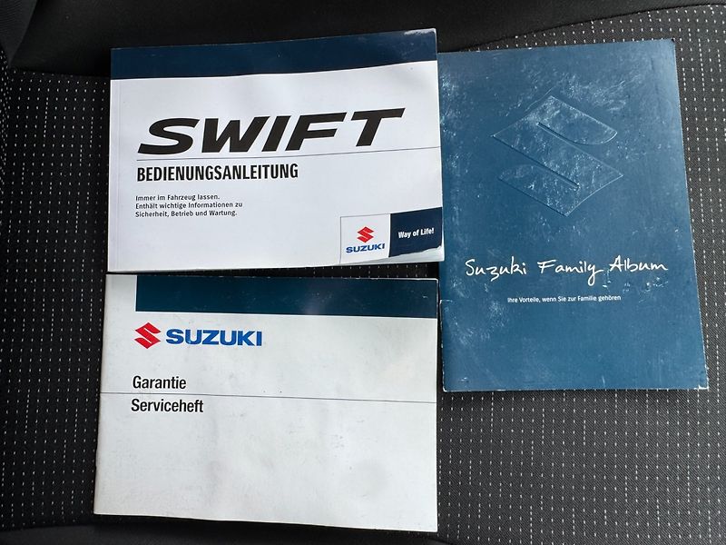 Suzuki Swift (2011) 1.2i - fotka 28 z 28