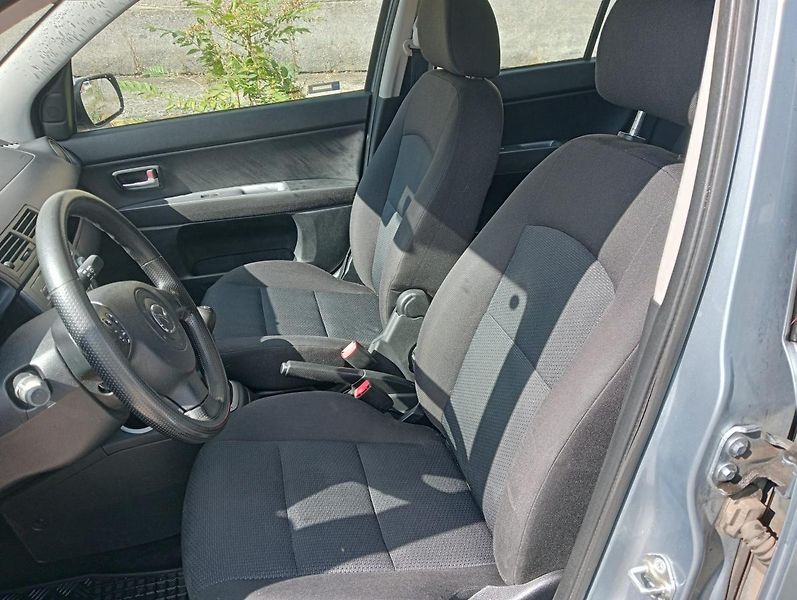 Mazda 2 (2006) 1.4i, AUTOMAT - fotka 10 z 24