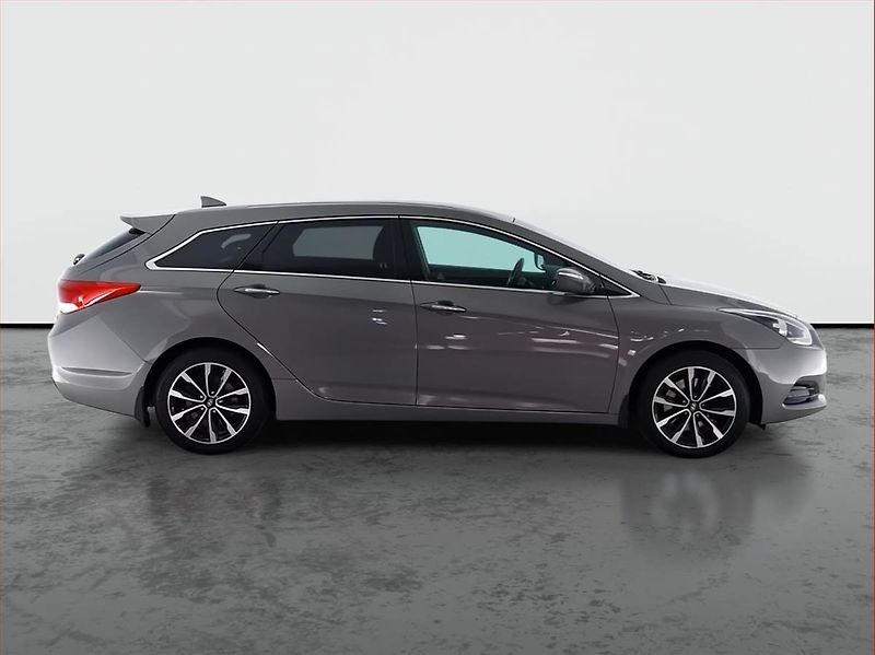 Hyundai i40 (2019) 1.6 CRDi, Serv.kniha, Navi - fotka 6 z 21
