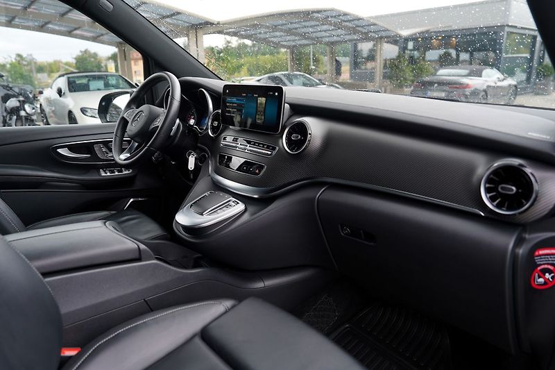 Mercedes-Benz Třídy V V300dL AMG/Burm/ČR/240 PS/6mís - fotka 26 z 50