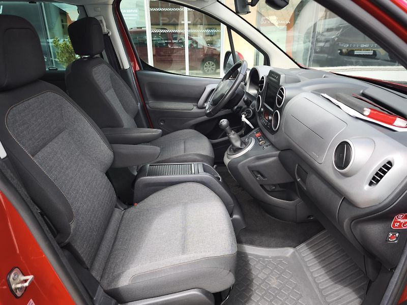 Citroën Berlingo 2016 ČR 1.6 HDI Multispace  - fotka 16 z 36