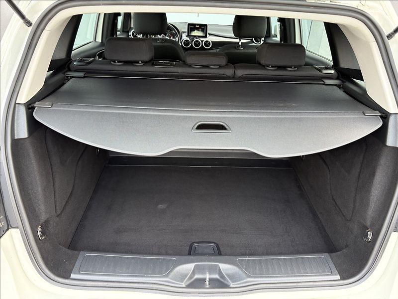 Mercedes-Benz Třídy B 180 CDI NAVI LED MANUAL CZ - fotka 22 z 22