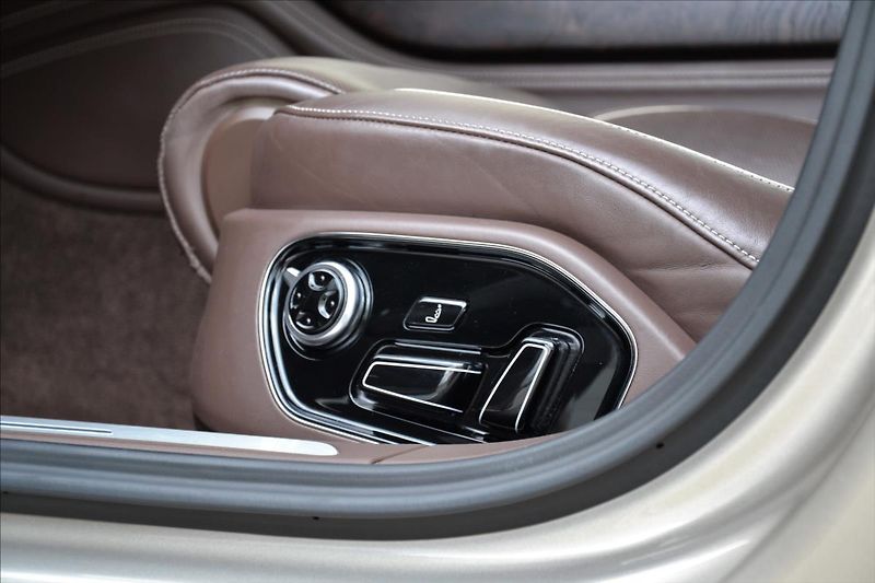 Audi A8 4.2 TDI/V8/Design-Selection/CZ - fotka 13 z 49