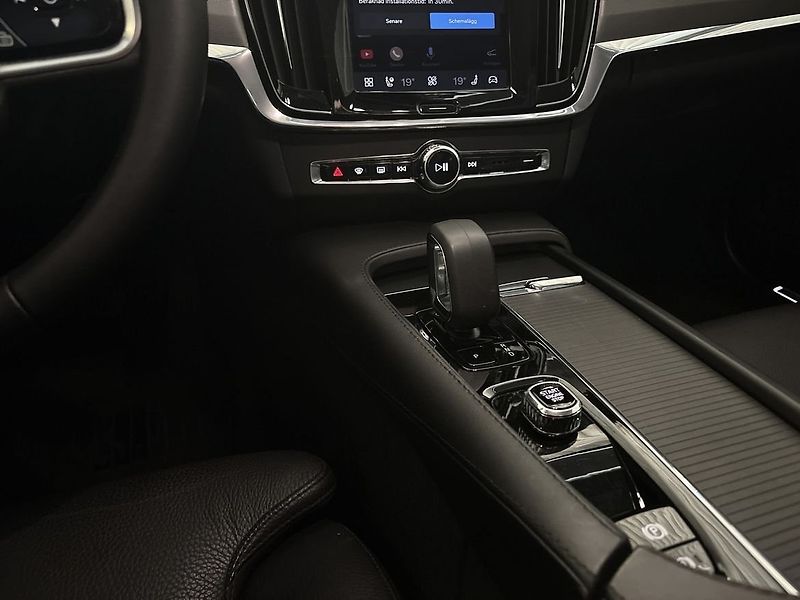 Volvo V90 CC B4 AWD Plus NezTop Taž Kůže - fotka 14 z 15
