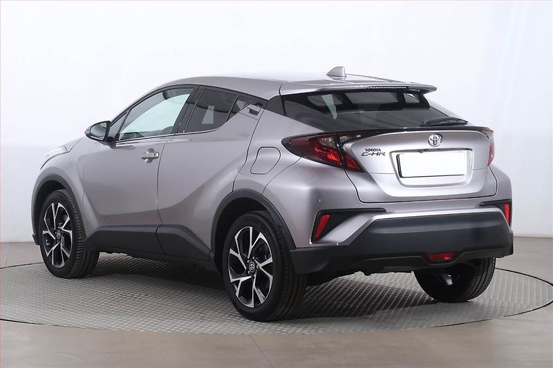 Toyota C-HR (2019) Comfort 1.2 Turbo, Tempomat - fotka 4 z 22