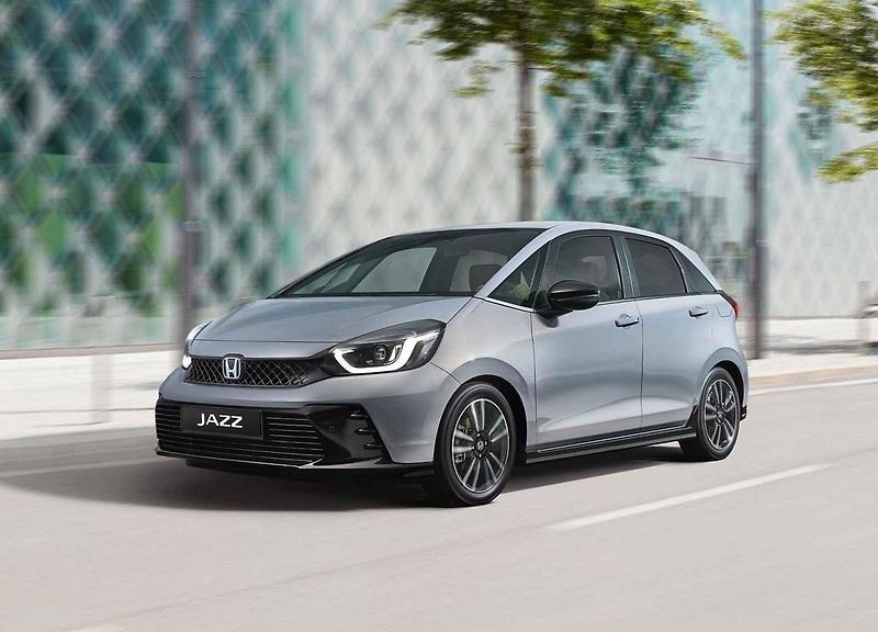 Toyota Corolla sedan s benzinovým motorem - sleva 188 000 Kč