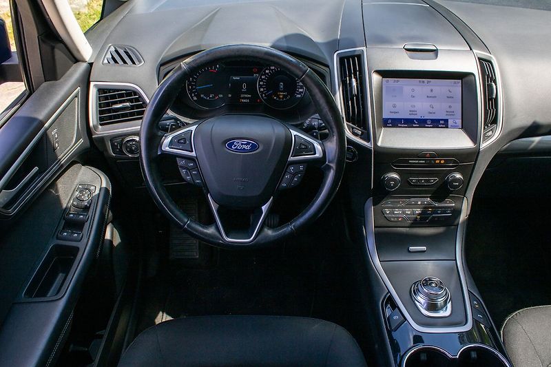 Ford Galaxy Business - fotka 17 z 21