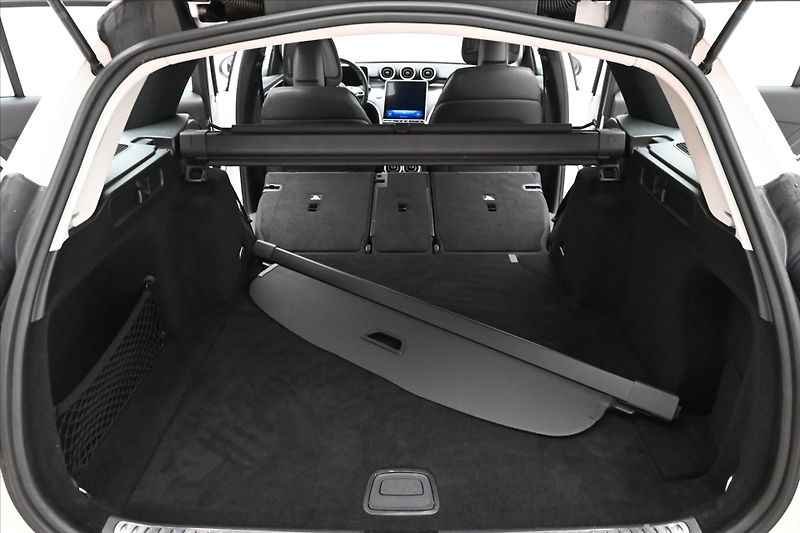 Mercedes-Benz Třídy C 2,0 220d 147 kW 9G Tronic TAŽN - fotka 11 z 32