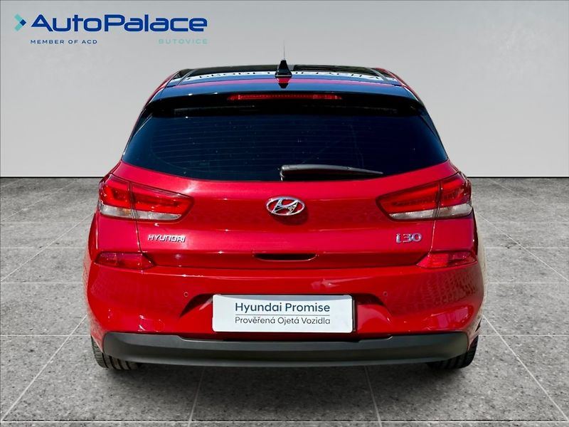 Hyundai i30 1,4 T-GDI STYLE PREMIUM AT - fotka 5 z 13
