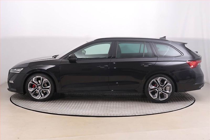 Škoda Octavia (2022) RS 2.0 TDI - fotka 3 z 22