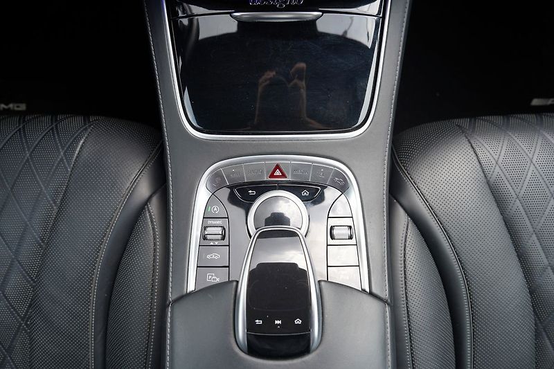 Mercedes-Benz Třídy S S 400d Long/4M/AMG/Burmester - fotka 39 z 50