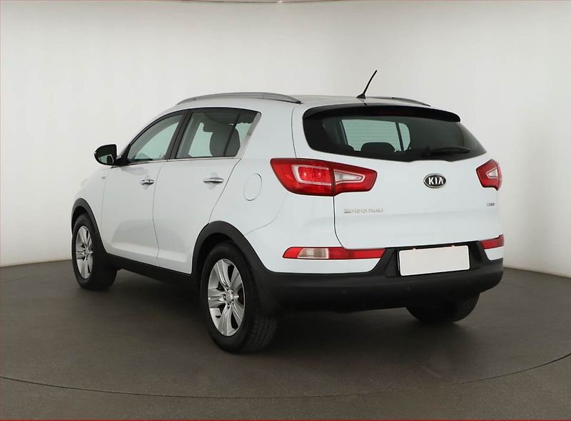 Kia Sportage (2010) 2.0 CRDi, 4X4, Tempomat - fotka 4 z 15