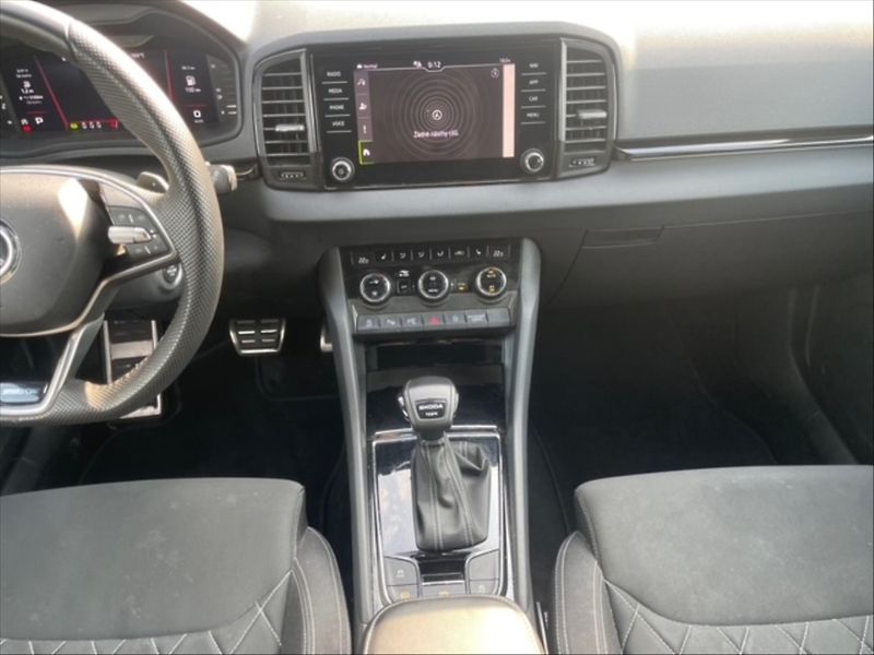 Škoda Karoq 2,0 TSI Sportline 4x4 DSG - fotka 10 z 11