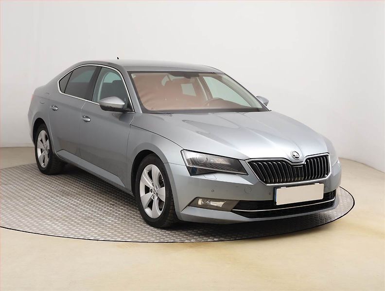 Škoda Superb (2016) 2.0 TDI 4x4, 4X4, Bi-Xenony - fotografie inzerátu