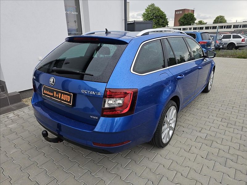 Škoda Octavia III 2,0TDi STYLE EXTRA + - fotka 6 z 50