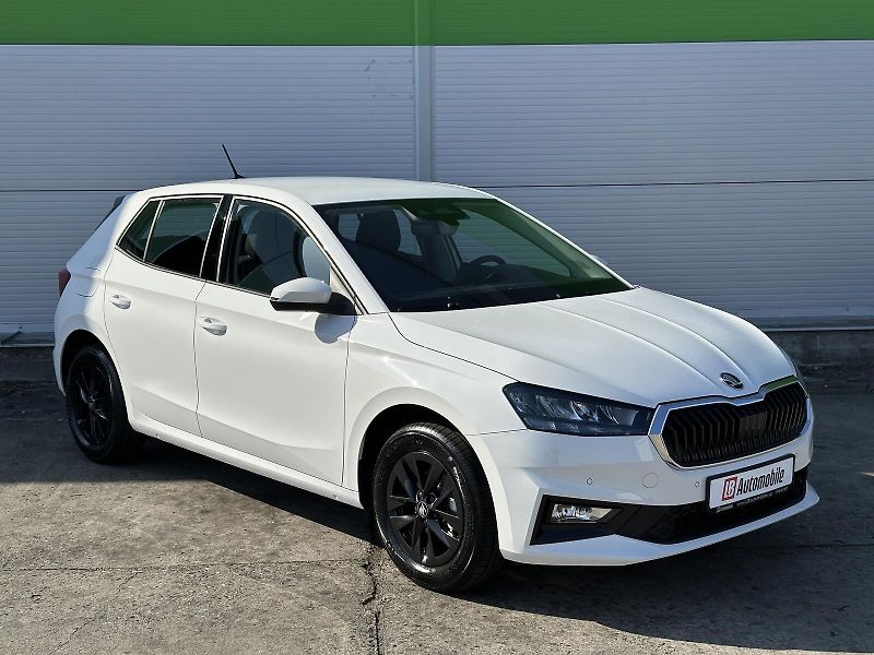 Škoda Fabia 1.0TSi 95PS LED V.Cockpit 2Z.C - fotka 3 z 40
