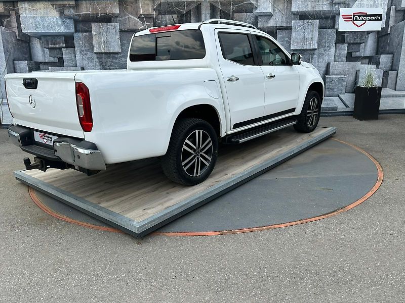 Mercedes-Benz Třídy X (2019) X, 220D, 140KW, 360° - fotka 6 z 26