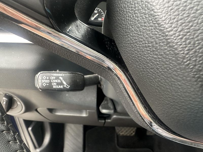Škoda Karoq (2022) 2.0 TDI 85 KW - fotka 34 z 34