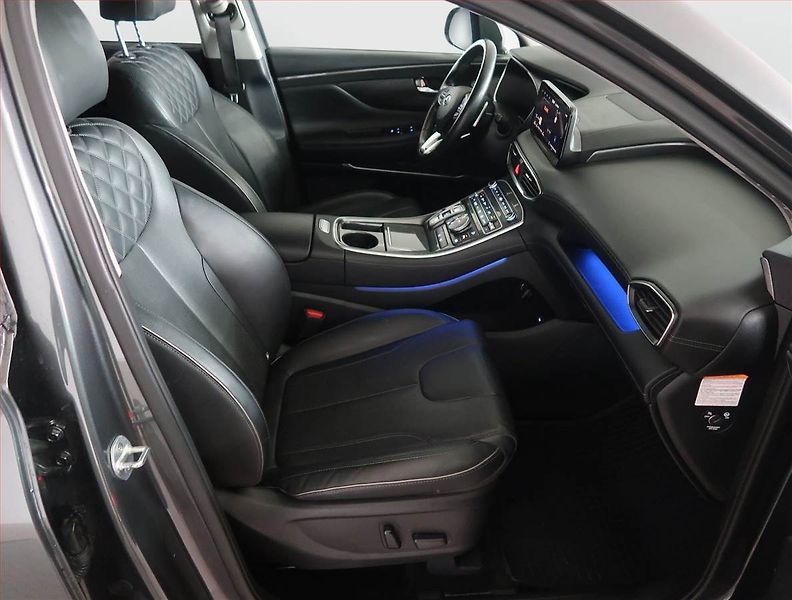 Hyundai Santa Fe (2022) Plug-in Hybrid - fotka 9 z 18
