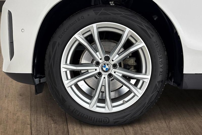 BMW X3 xDrive20d - fotka 25 z 25