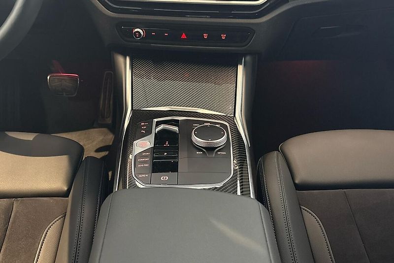 BMW Řada 3 řady 3 | 320d xDrive - fotka 11 z 13