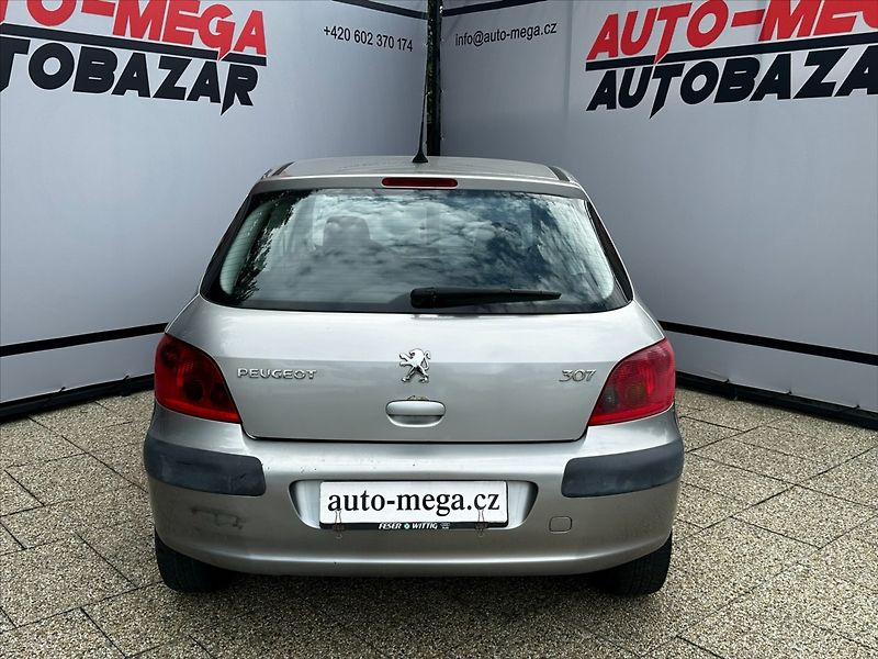 Peugeot 307 1.6 80kW - fotka 7 z 30