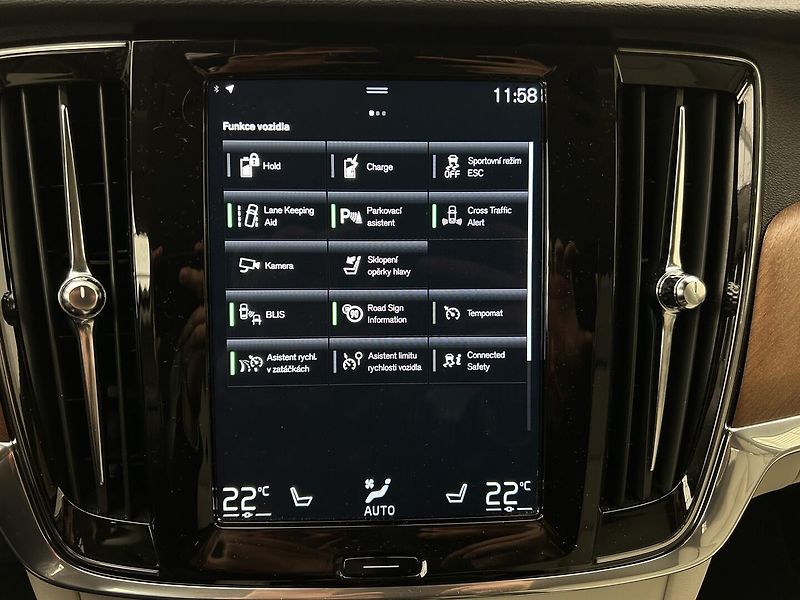 Volvo V90 2.0 Recharge 4x4 Inscription - fotka 24 z 29