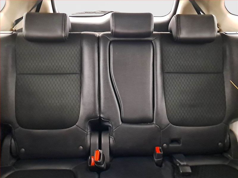 Mitsubishi Outlander (2015) 2.2 DI-D, 4X4, Automat - fotka 10 z 19